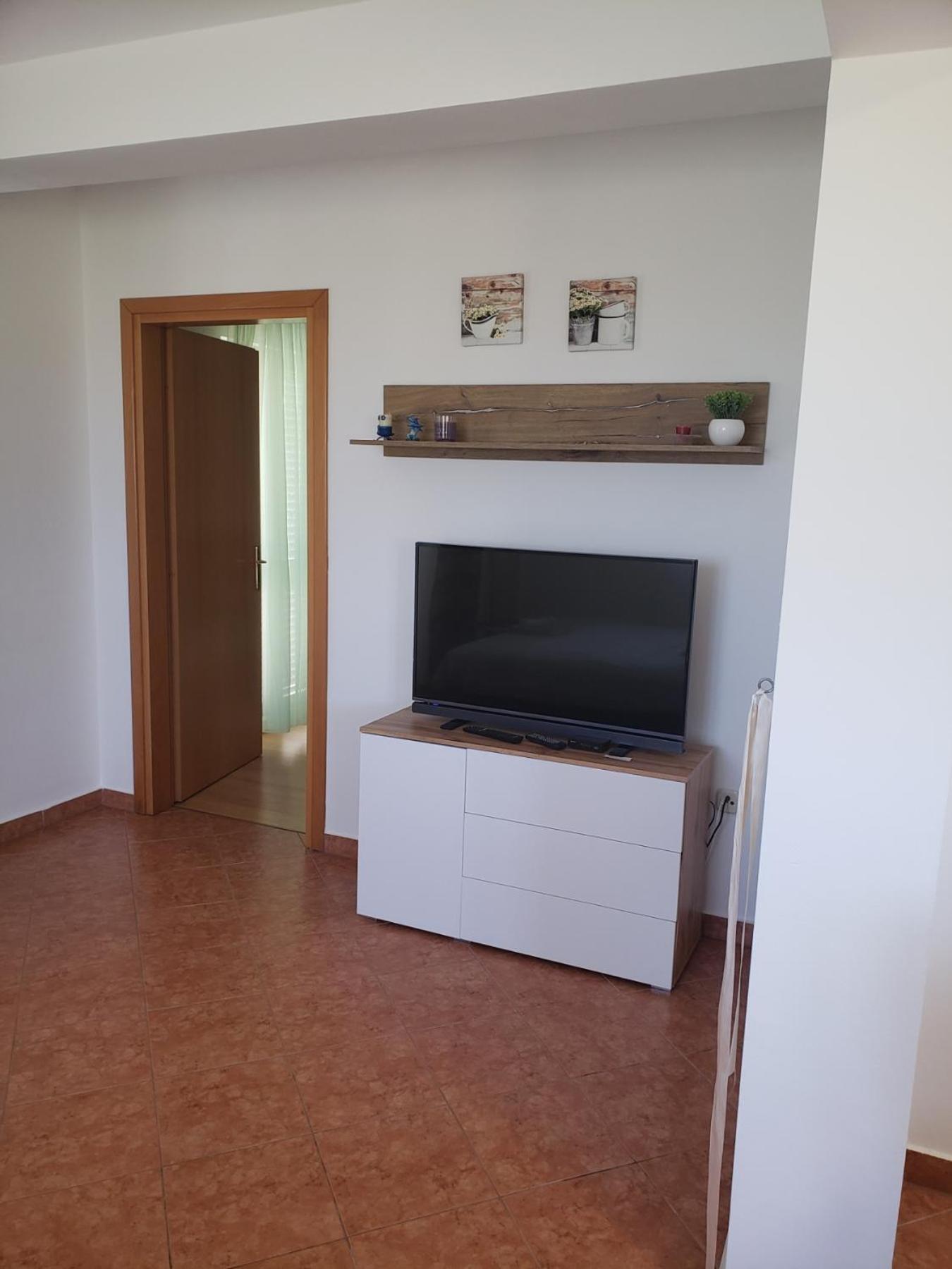 Apartmani Ciklic Dobropoljana Exterior foto